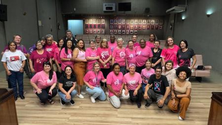 🎀 Câmara de Lajeado promove Cine Rosa em alusão ao Outubro Rosa