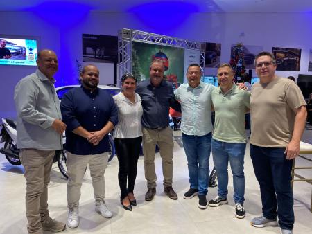 Vereadores participam do lançamento da campanha Lajeado Brilha 2025